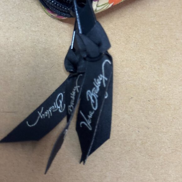 Vera Bradley Pirouette Pink Quilted Floral Wallet Wristlet Like New - Picture 2 of 7